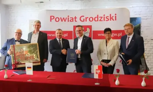 Zdjęcie do Powiat Grodziski i Powiat Lahn-Dill razem już od 10 lat!