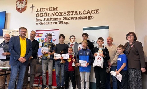 Zdjęcie do Szachowe Mistrzostwa Powiatu Grodziskiego już po raz sz&oacute;sty!