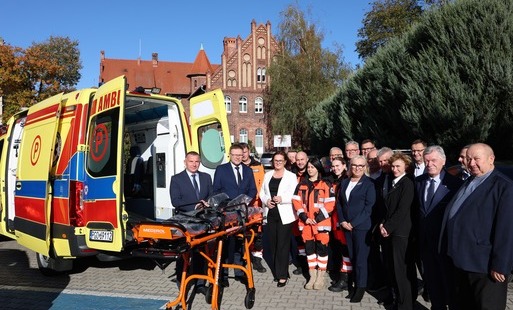 Zdjęcie do Nowy ambulans dla SPZOZ w Grodzisku Wielkopolskim!